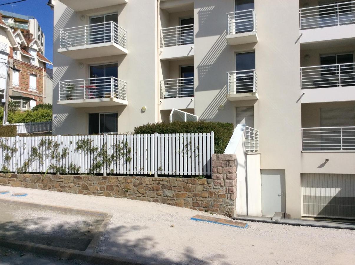 pleneuf val andre appart standing 50 m de la plage 2 à 4 personnes Pleneuf-Val-Andre Exterior foto